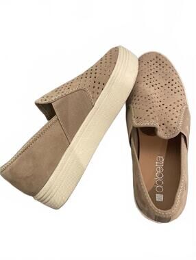 Dolcetta Shoes 1 IN Women's 6 Beige Perforated Slip-On Shoes